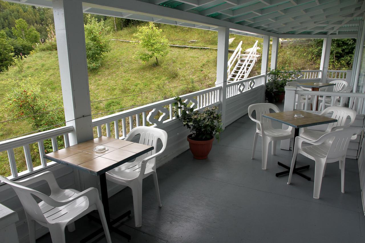 Auberge Des Cevennes LʼAnse-Saint-Jean Exterior foto